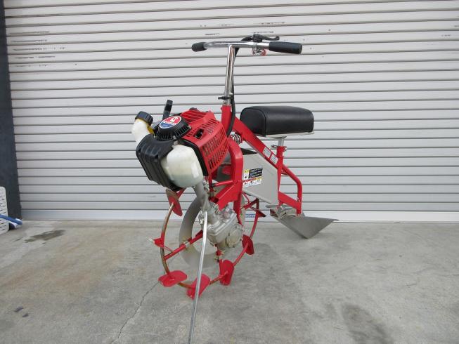 乗用溝切機 MKF-A435 写真２