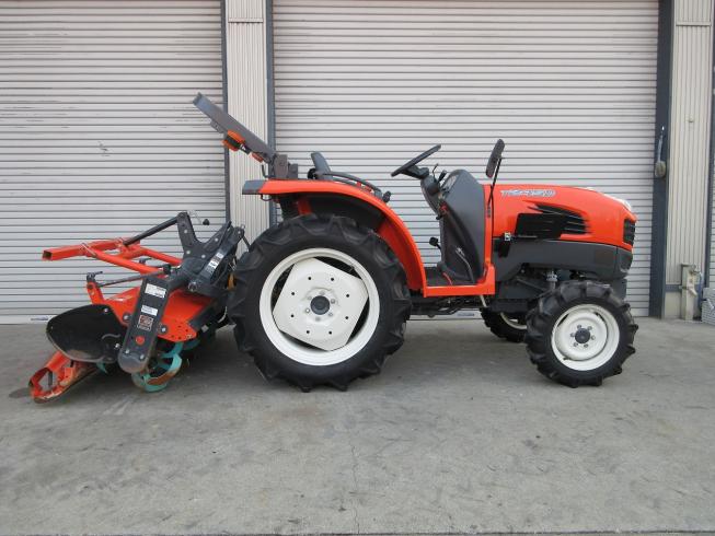 トラクター T245D-BMAPP 写真５