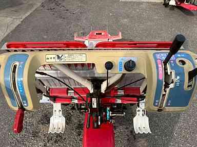 田植機 AP200 写真４