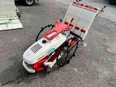 田植機 AP200 写真２