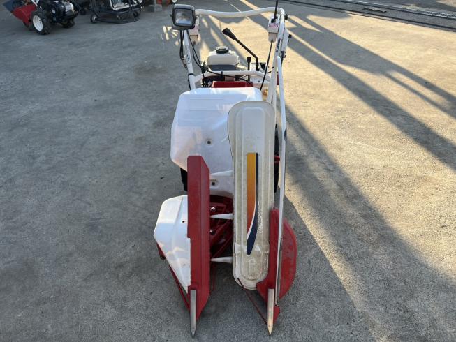 ヤンマー バインダー 写真