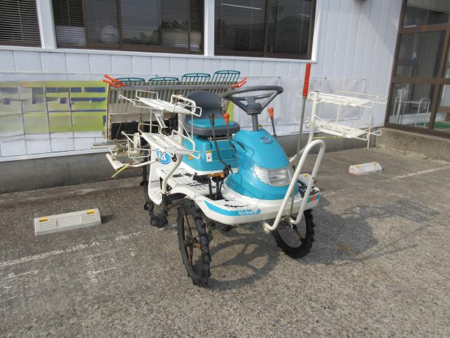 クボタ 田植機 写真