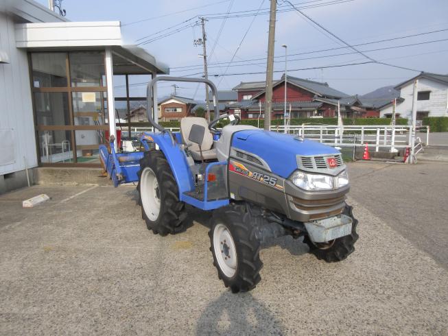 イセキ トラクター 写真