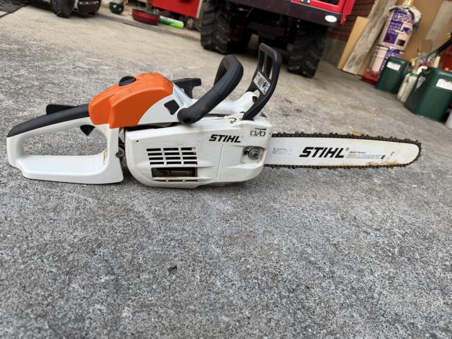 チェーンソー MS201C-EM 写真３