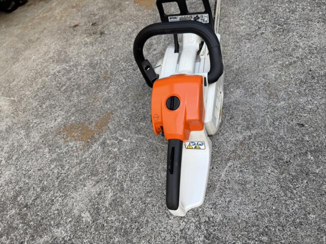 チェーンソー MS201C-EM 写真４