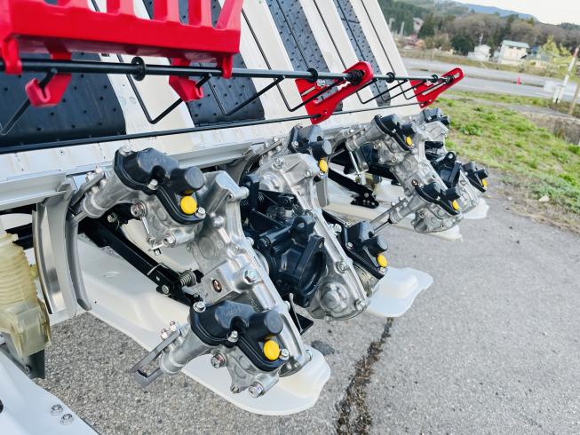 田植機 YR4J 写真11