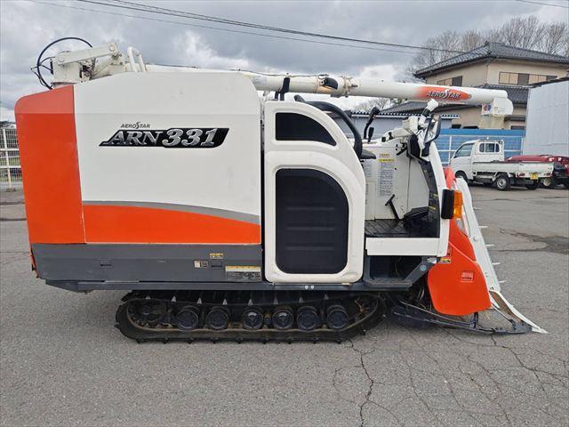 コンバイン ARN331 写真２