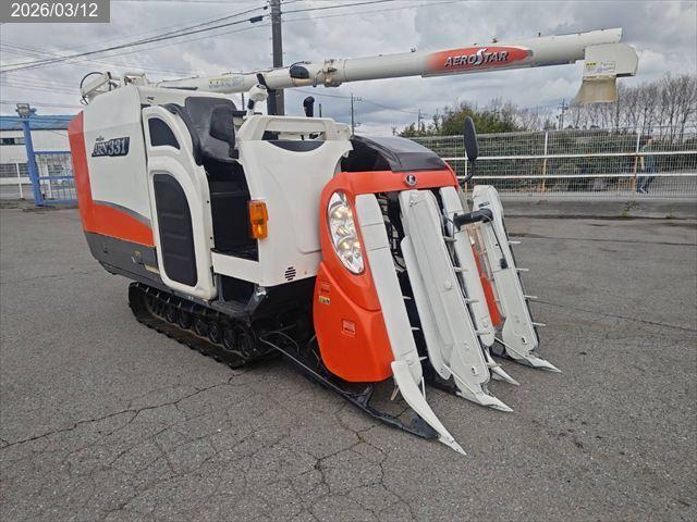 クボタ コンバイン 写真