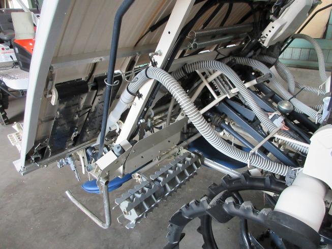 田植機 PR6G-LF 写真９