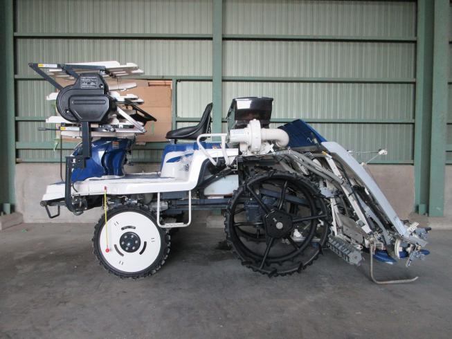 田植機 PR6G-LF 写真４