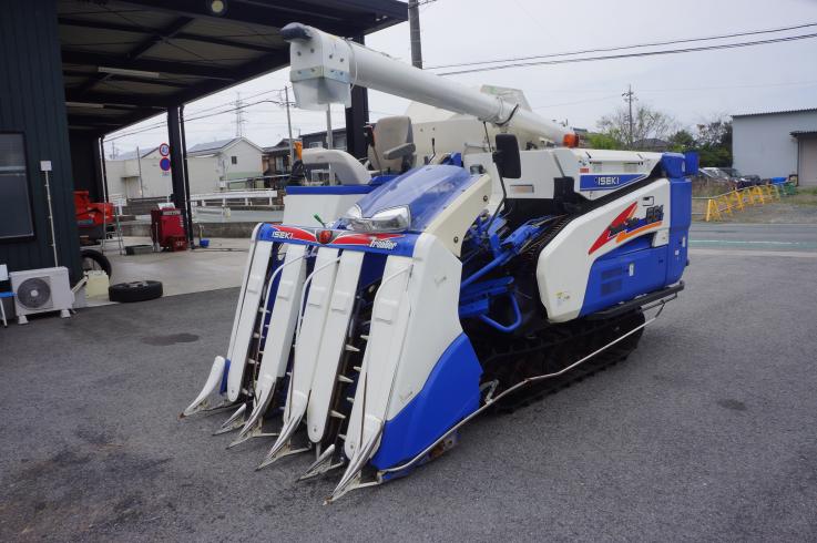 イセキ コンバイン 写真