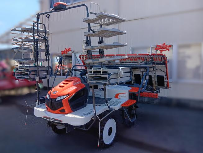 クボタ 田植機 写真