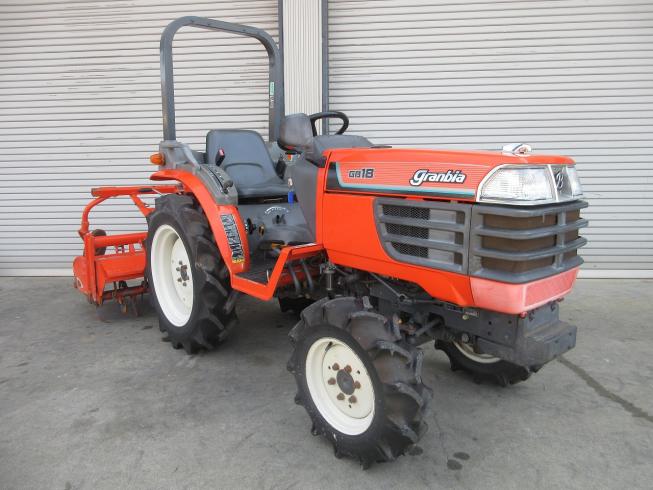 トラクター GB18 写真２