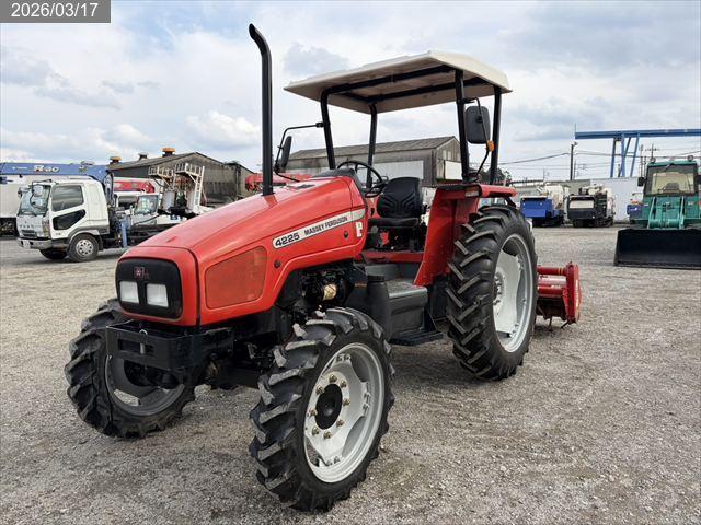 マッセイファーガソン トラクター 写真