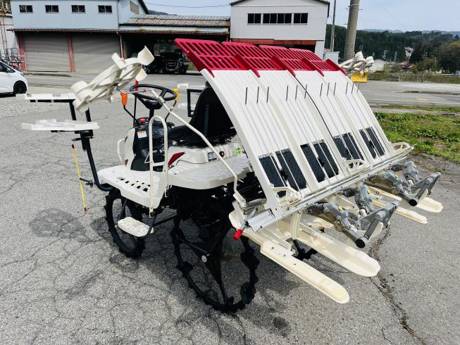 田植機 YR4S-K 写真４
