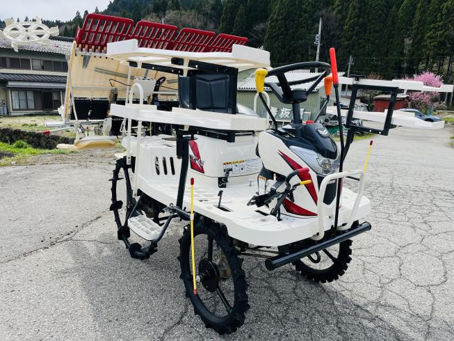 田植機 YR4S-K 写真２