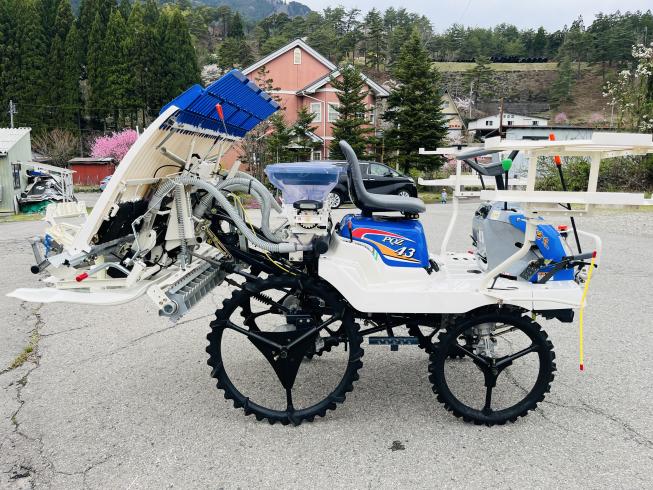 田植機 PQZ43K-ULF 写真６