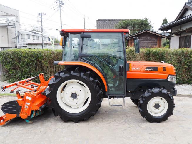 トラクター KL300 写真２