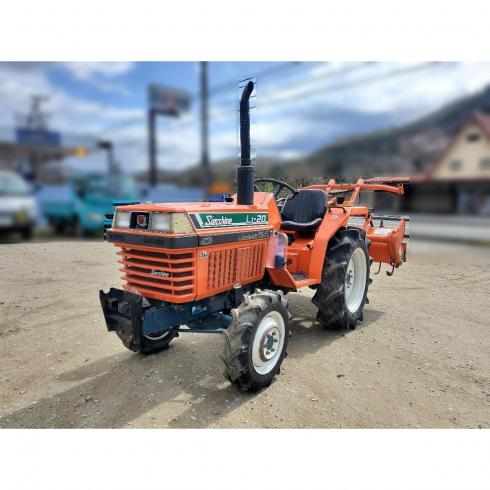 クボタ トラクター 写真