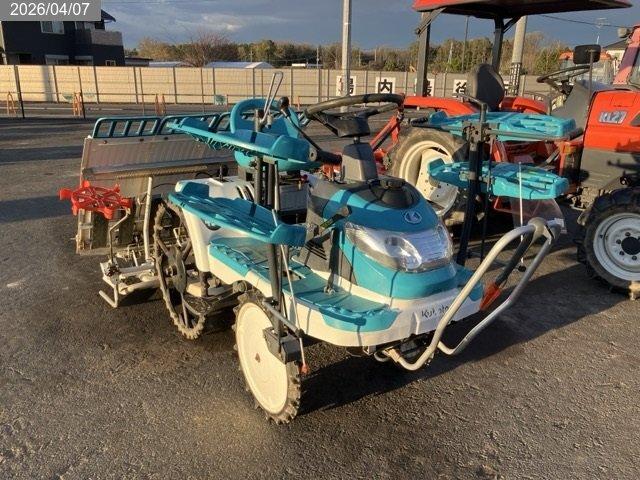 クボタ 田植機 写真