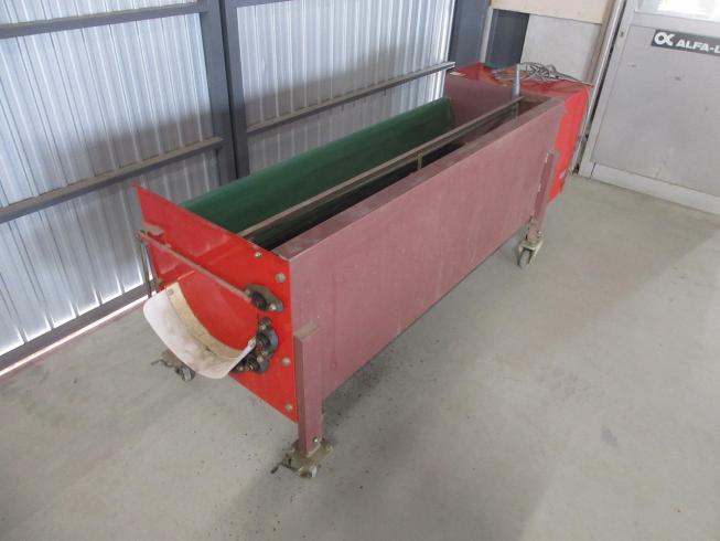 人参 野菜洗浄機 DUW150-6 写真４