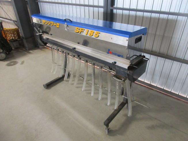 肥料散布機 SF135 写真２