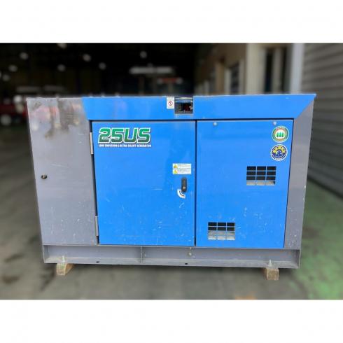 発電機 DCA-25USI3 写真２