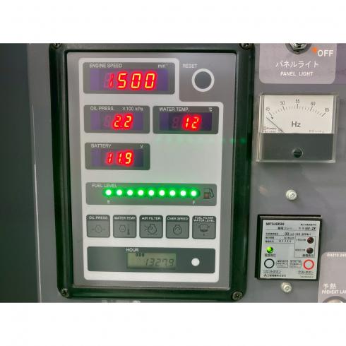 発電機 DCA-25USI3 写真５