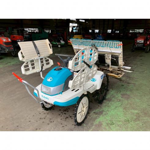 クボタ 田植機 写真