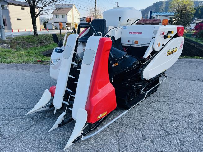 ヤンマー コンバイン 写真