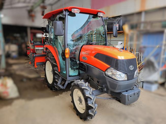 クボタ トラクター 写真