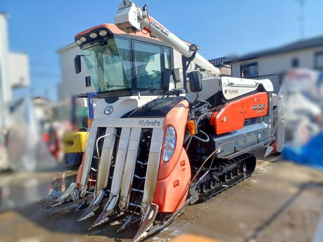 クボタ コンバイン 写真