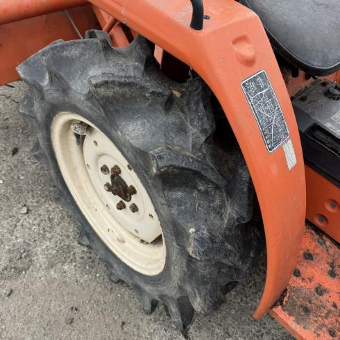 トラクター C174 写真６