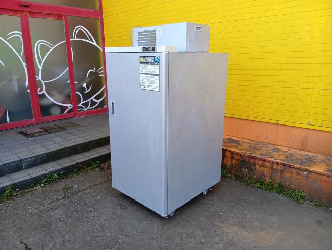 エムケー精工㈱ 保冷庫 写真