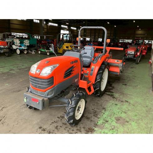 クボタ トラクター 写真