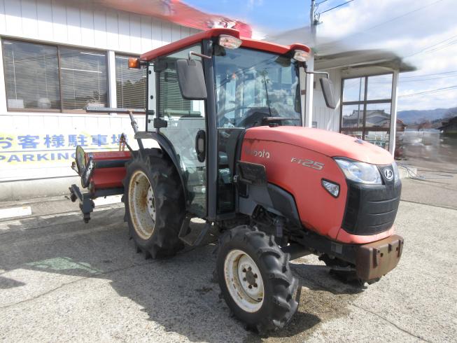 クボタ トラクター 写真