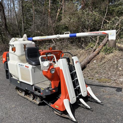 コンバイン ER211 写真２