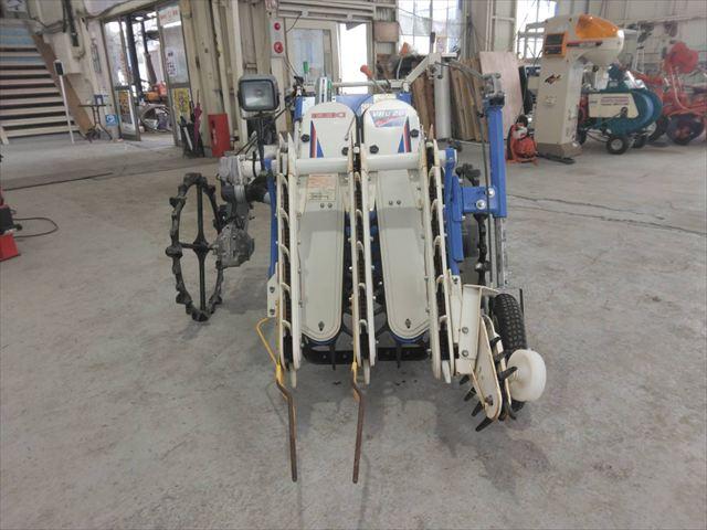 玉ねぎ掘取機 VHU20 写真５