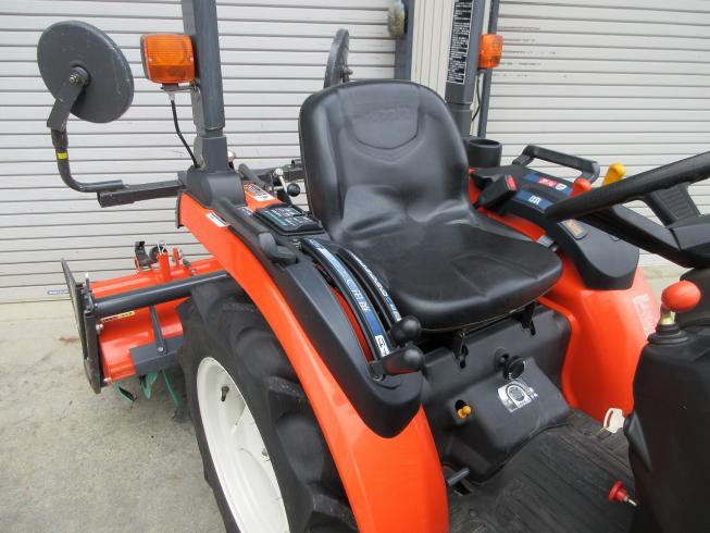 トラクター JB15X-BSMA 写真５