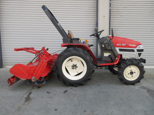 トラクター Ke-16 写真３