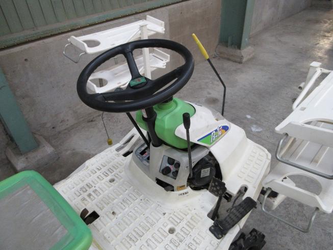 田植機 Pe-1X 写真７