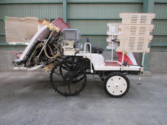 田植機 RJ5 写真３