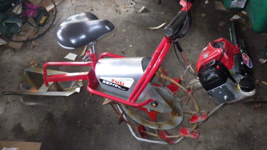 丸山 溝切機 写真