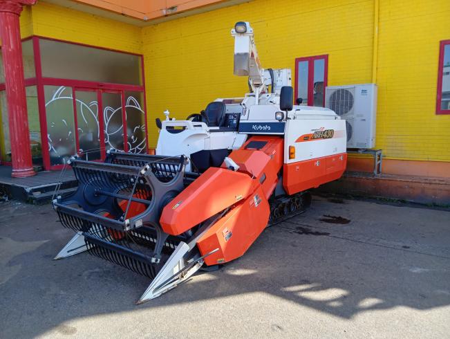 クボタ 汎用コンバイン 写真