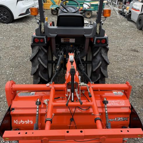 トラクター KB205 写真４