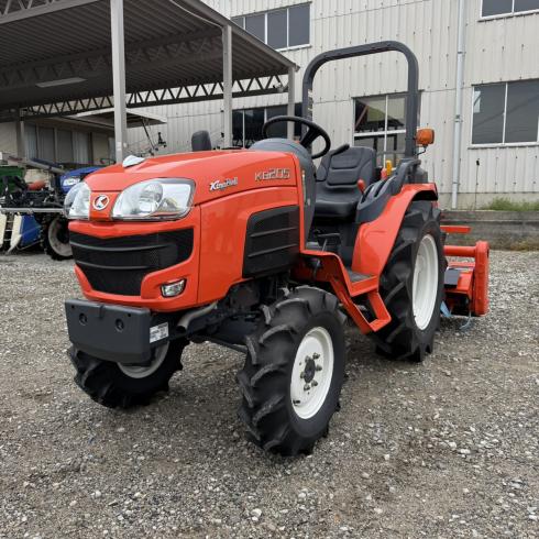 クボタ トラクター 写真