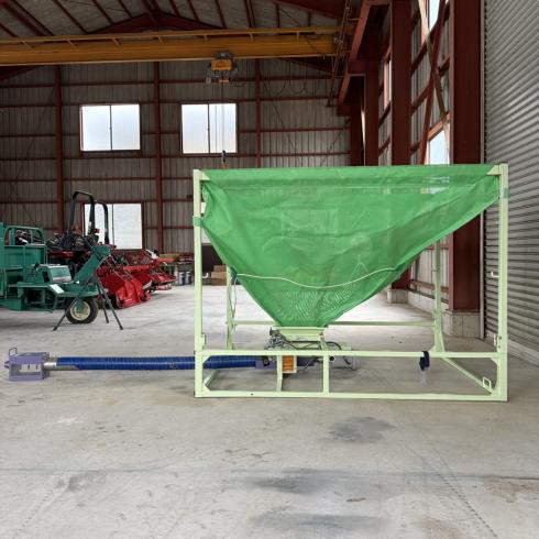 レザーコンテナ 秋太郎ポップ 写真３