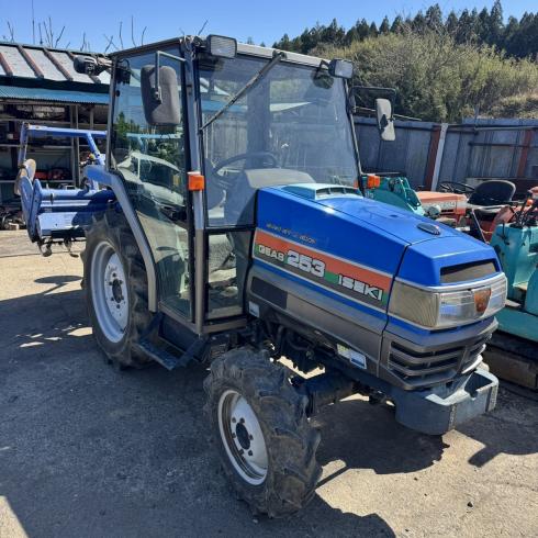 トラクター TG253 写真２