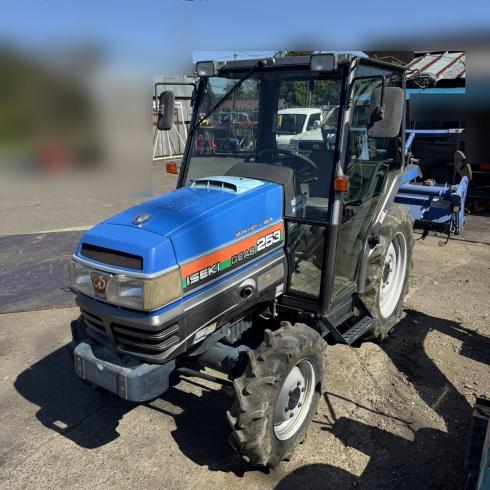 イセキ トラクター 写真