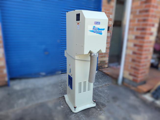 サタケ 選別機 写真